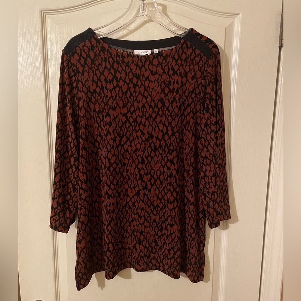 NWT Chico's Travelers Diamond Ikat Tunic Top Brazilwood Size 3 (XL) Brown Black - Picture 1 of 9